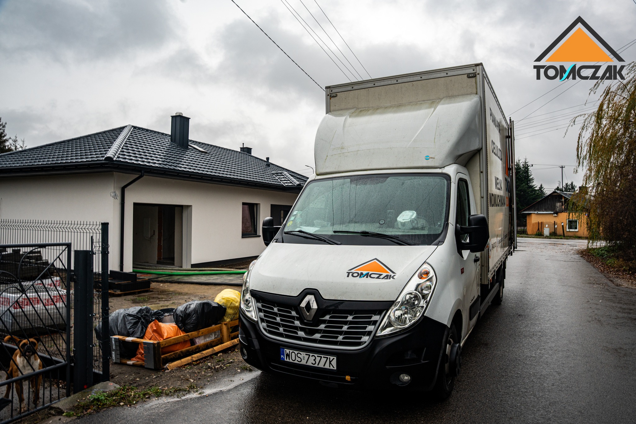 Metoda wdmuchiwania celuloza Warszawa izolacja stropu i poddasza